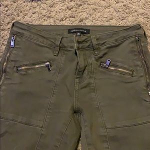 Kendall & Kylie olive green limited pants!!!!!***